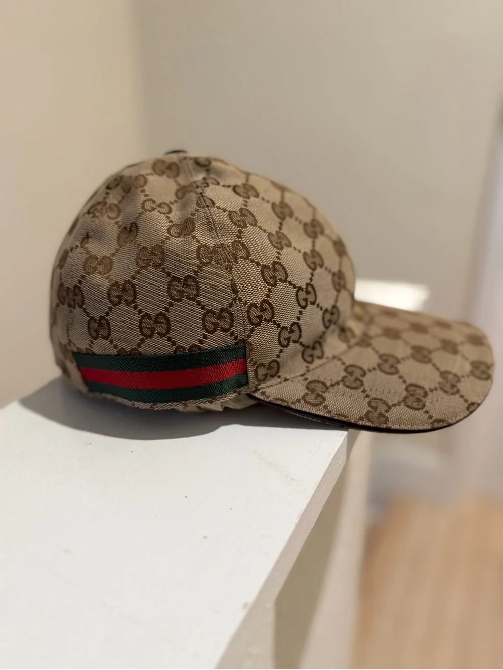 Gucci monogram red cap